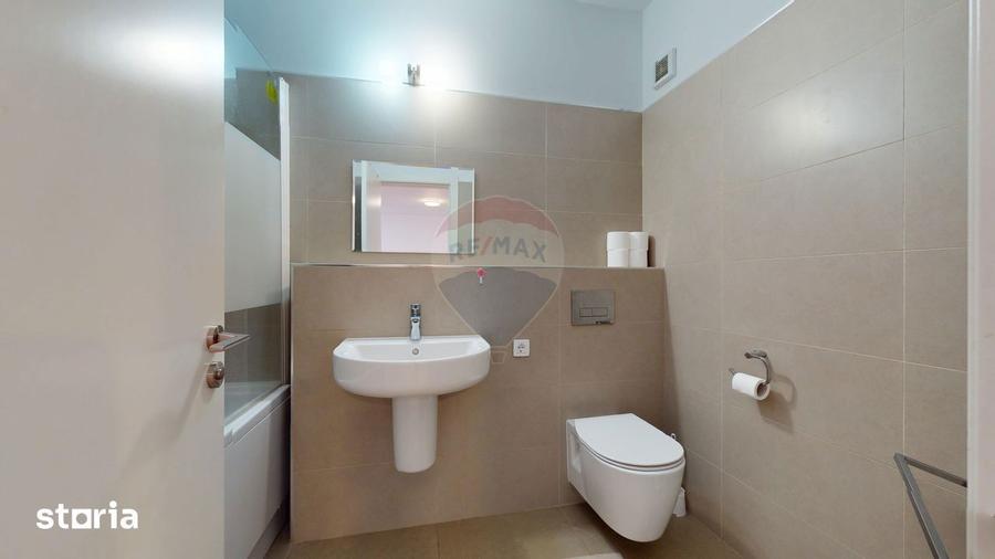 Apartament cu 2 camere semidecomandat în Est