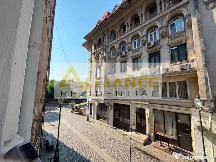 Apartament cu 2 camere decomandat în Centrul Istoric
