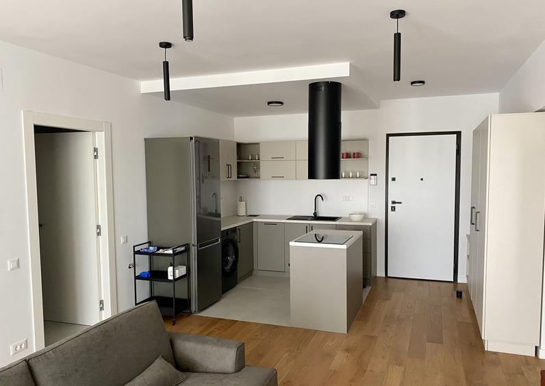 Apartament cu 2 camere semidecomandat, mobilat în Cotroceni