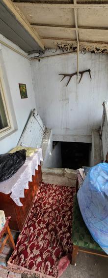 Casă individuală cu 3 camere cu Canalizare în Florilor