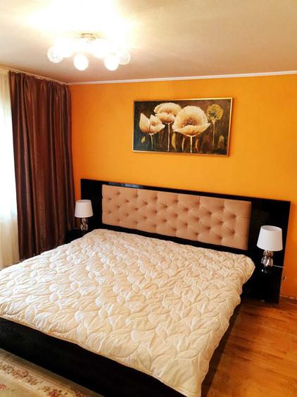 Apartament cu 3 camere decomandat în Nufărul