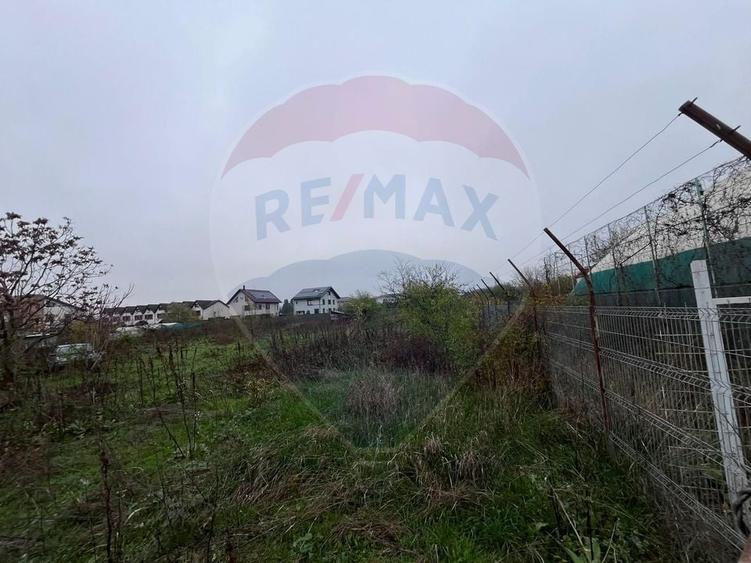 Teren intravilan de 6218 mp, în Ghencea
