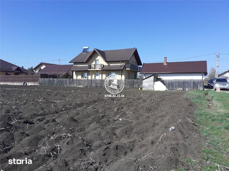 Teren de 427 mp, în Rediu