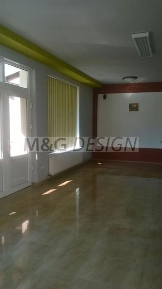 Casă individuală cu 6 camere cu Canalizare în Lunei