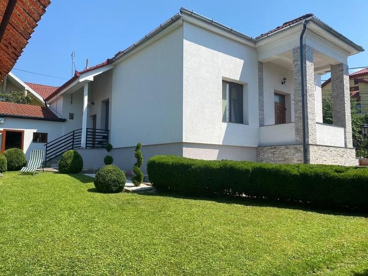 Casă cu 4 camere în Ultracentral