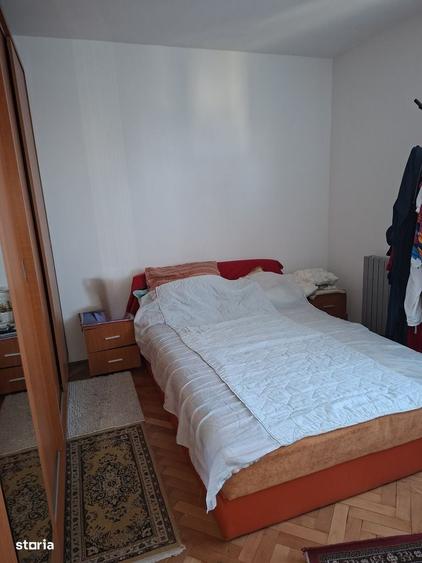 Apartament cu 2 camere semidecomandat în George Enescu