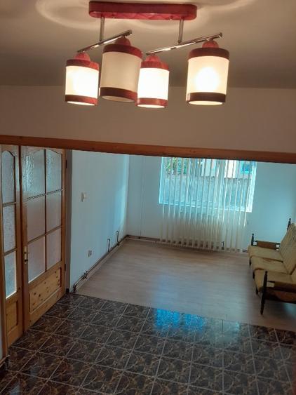Casă de vânzare în Târgoviște – Micro 3 | 160 mp utili | 433 mp teren | Două apa - 9