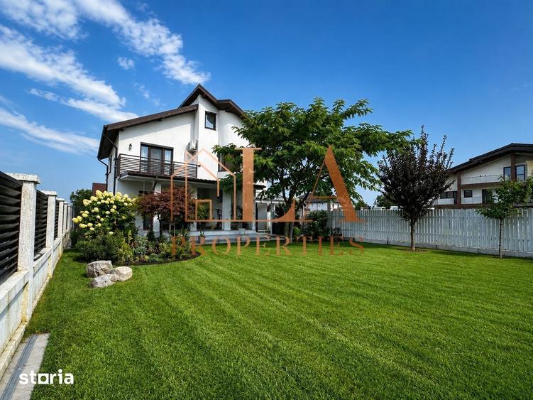 Casă cu 4 camere cu Teren 470 Mp în Domnești
