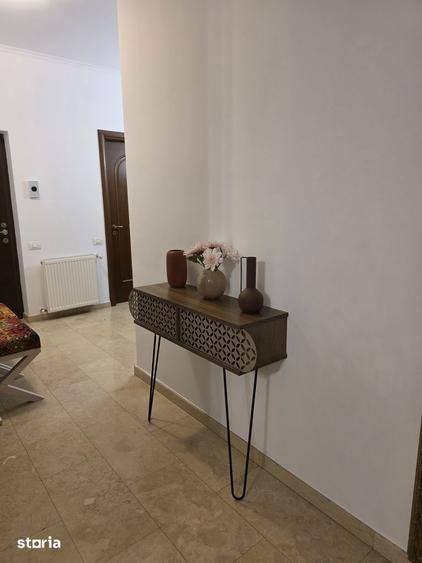 Apartament cu 3 camere în Bucureștii Noi