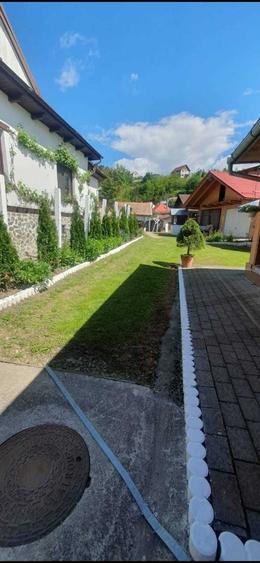 Casă cu 3 camere în Central