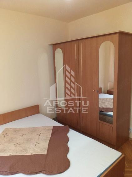 Apartament cu 2 camere decomandat, mobilat în Aradului