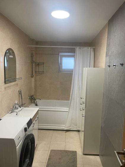 Apartament cu 2 camere semidecomandat în Calea Turzii