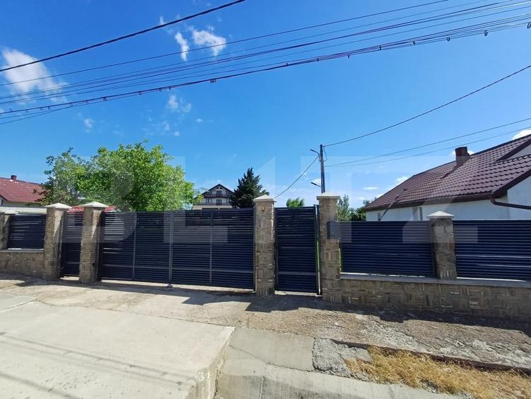 Casă cu 8 camere, 400 mp, 15 ari teren, Salcea - 2