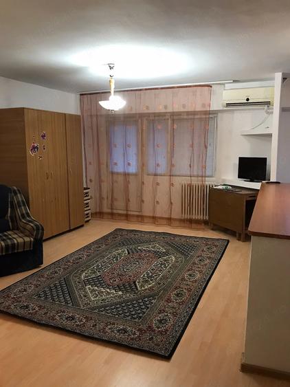 Garsonieră decomandată în Sălaj