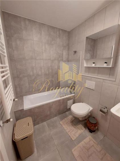 Apartament cu 2 camere decomandat în Lipovei