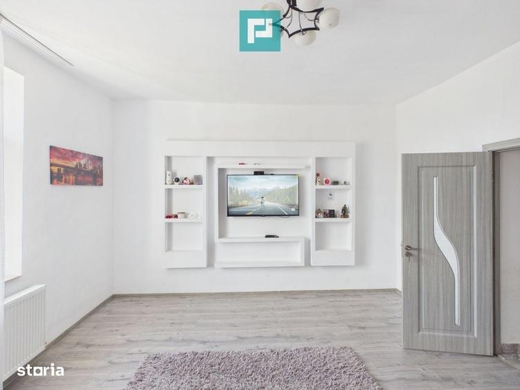 Casă cu 3 camere în Turnu