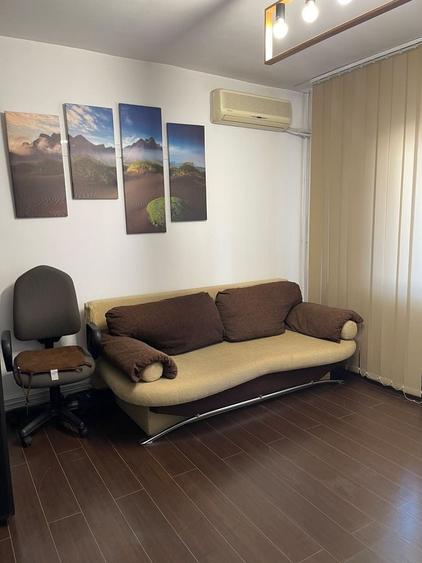 Apartament cu 4 camere decomandat în Dosu Bricii