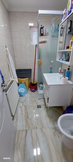 Apartament cu 3 camere decomandat în Unirii Sud