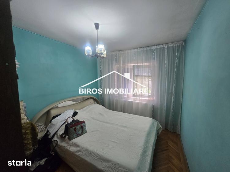 Apartament cu 3 camere în Brazda lui Novac