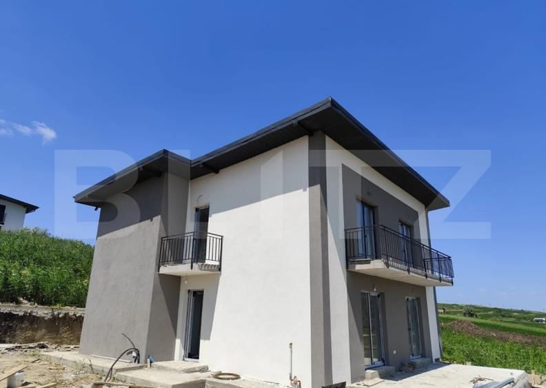 Casă individuală cu 4 camere cu Canalizare în Valea Lupului