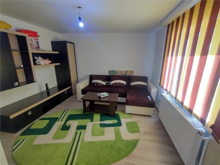 Casă cu Teren 1151 Mp în Oravița