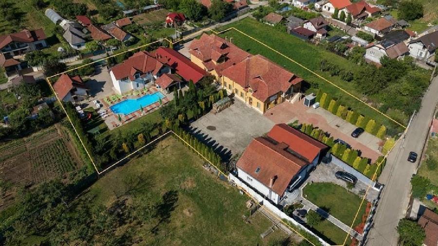 Hotel/Pensiune, de 1,284 mp, în Șoimuș