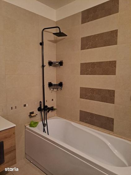 Apartament cu 4 camere în Central