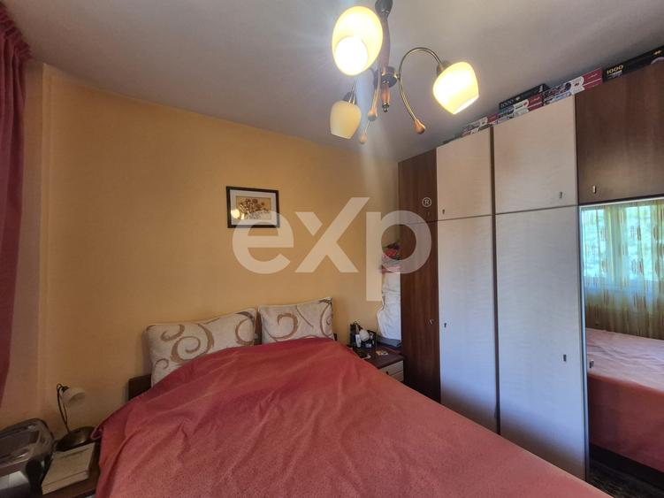 Apartament cu 3 camere semidecomandat în Basarabia