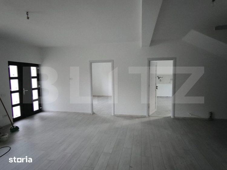 Casă cu 4 camere cu Teren 330 Mp în Podari