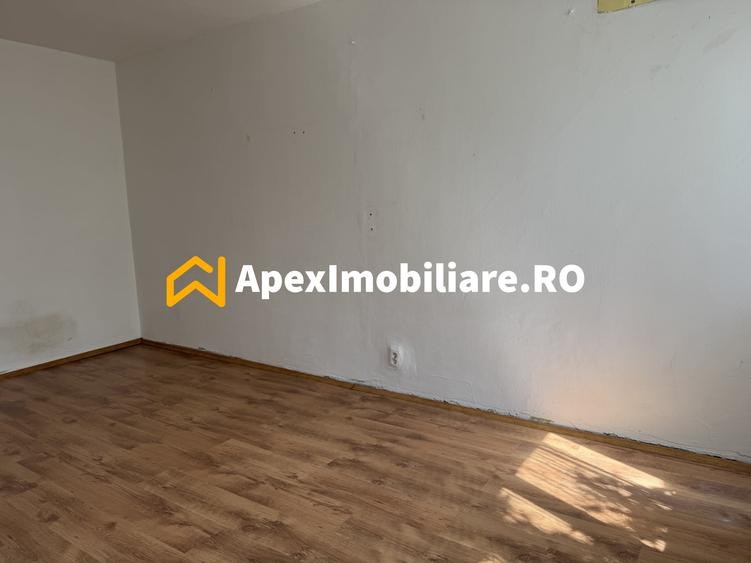 Apartament cu 2 camere decomandat în Rahova