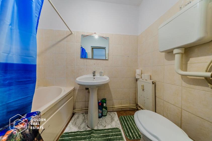 Apartament cu 2 camere semidecomandat în Pârneava