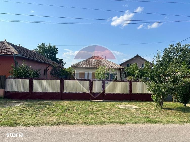 Casă cu 2 camere în Lipia