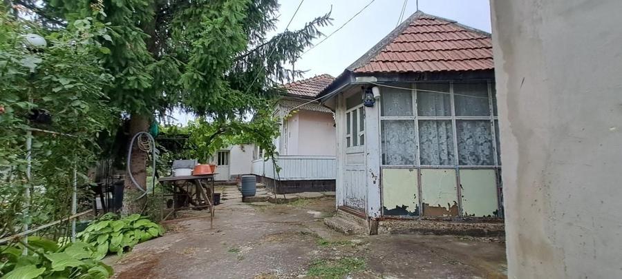 Casă individuală cu 3 camere cu Canalizare în Cornești