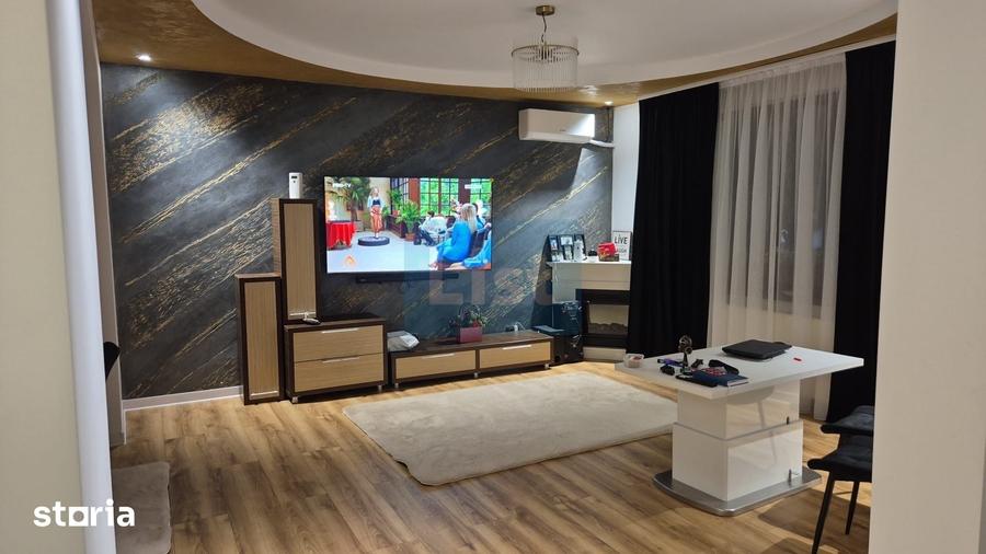 Casă cu 5 camere cu Teren 1100 Mp în Vânători