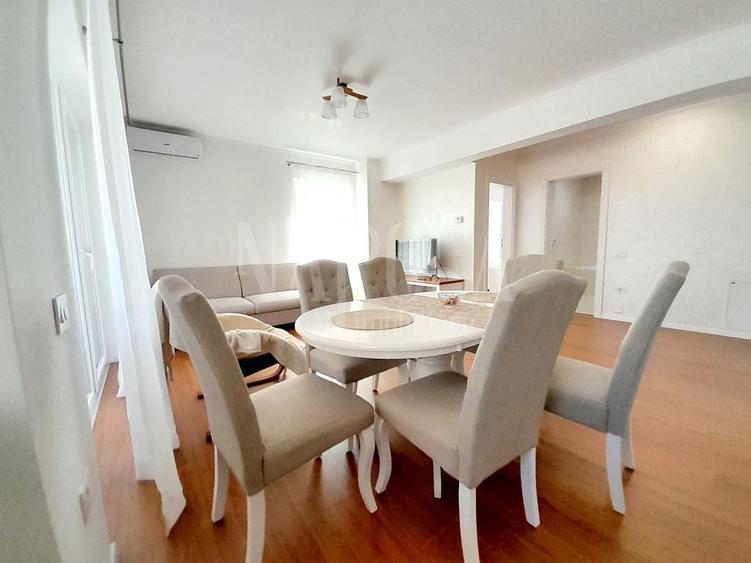 Apartament cu 2 camere decomandat în Iosia