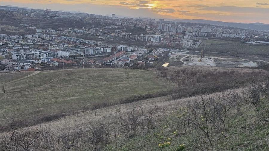 Spațiu comercial, în Florești
