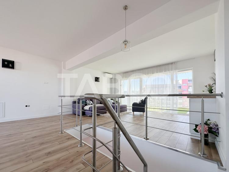 Penthouse cu 5 camere semidecomandat, mobilat în Bună Ziua