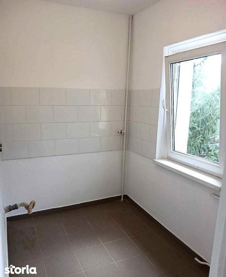 Garsoniera renovata, etaj 3/4 + balcon, Mana?tur-Plopilor - 3