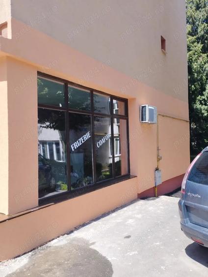 Spațiu comercial, de 40 mp, în Central