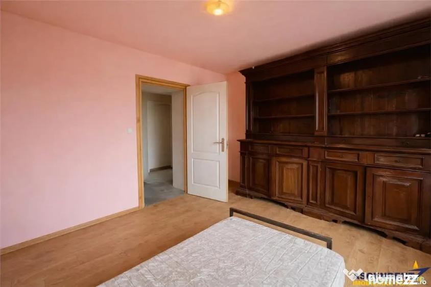 Casă cu 3 camere cu Teren 2700 Mp în Sânmărghita