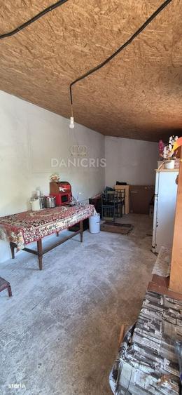 Casă cu 3 camere în Valu lui Traian