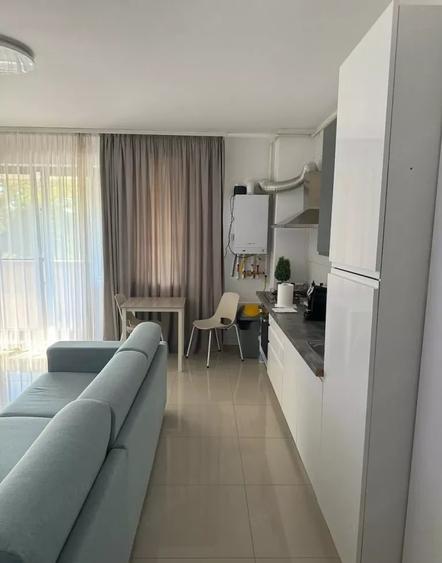 Apartament cu 2 camere decomandat, mobilat în City Park Mall