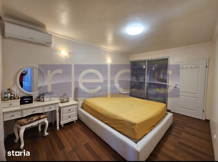 Casă cu 4 camere cu Teren 235 Mp în Central