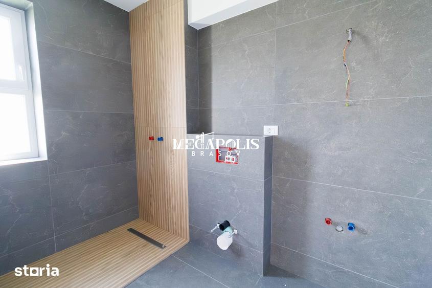 Casă cu 4 camere cu Teren 525 Mp în Sânpetru