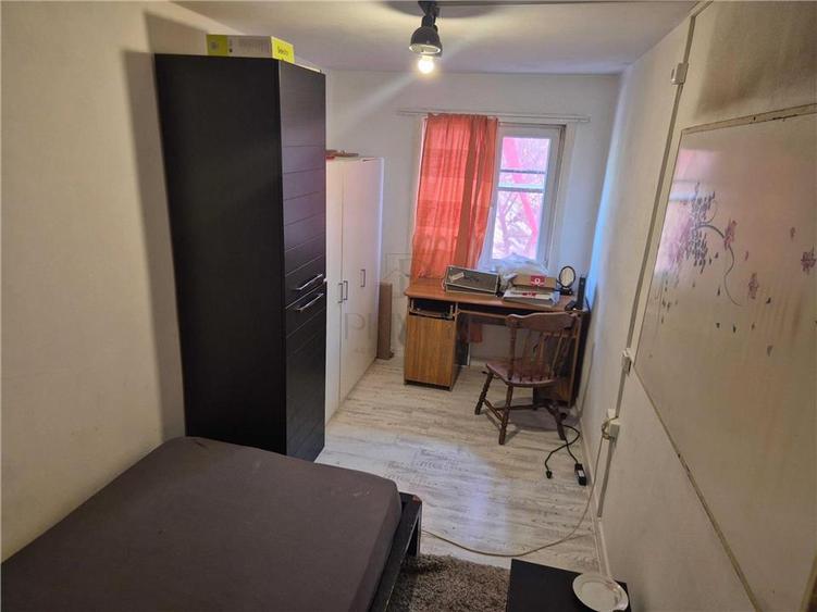 Garsonieră decomandată, mobilată în Complex Studențesc