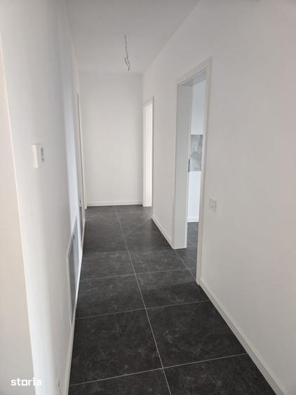 Apartament cu 3 camere în Theodor Pallady