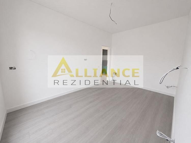 Casă individuală cu 4 camere cu Canalizare în Berceni