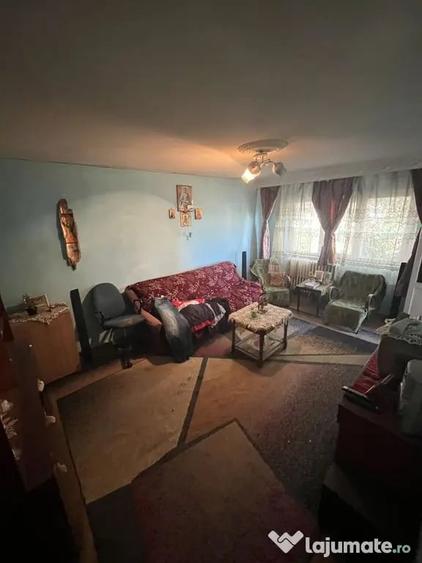 Apartament cu 2 camere decomandat în Dacia