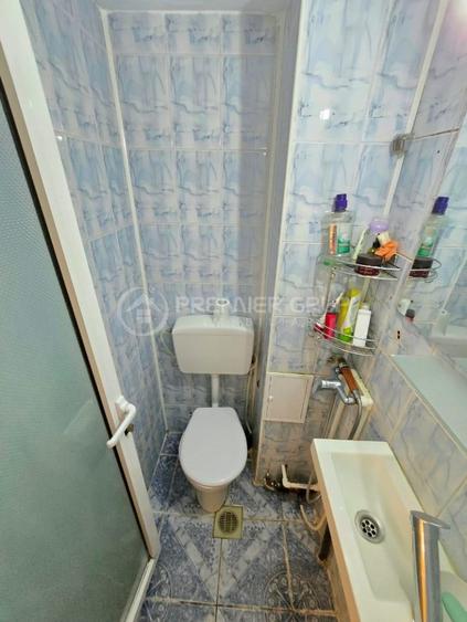 Apartament cu 2 camere în Podu Roș