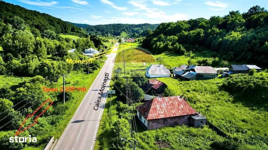 Teren de 2500 mp, în Mărgineni